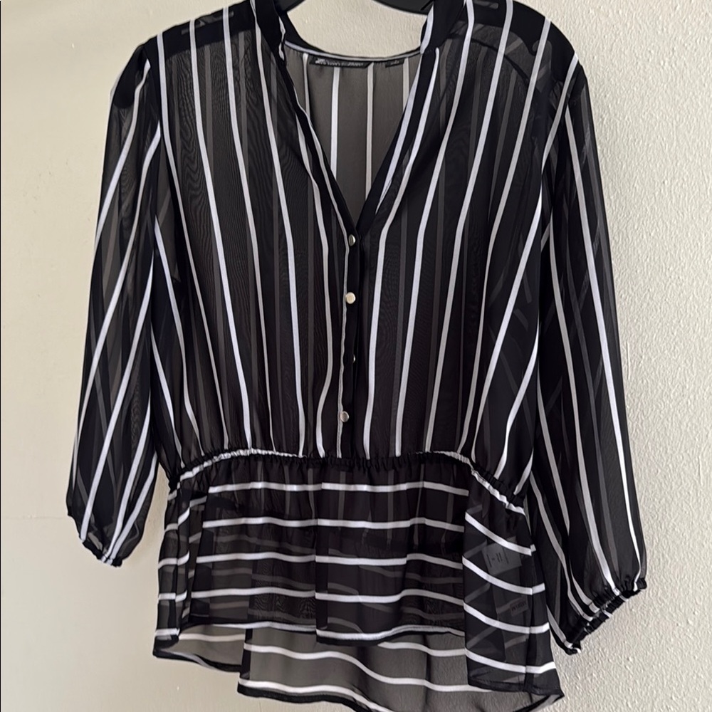 New York & Company Black and White Puff Sleeve Peplum Blouse